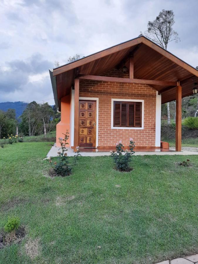 Encanto Das Rosas Santo Antônio do Pinhal Eksteriør bilde